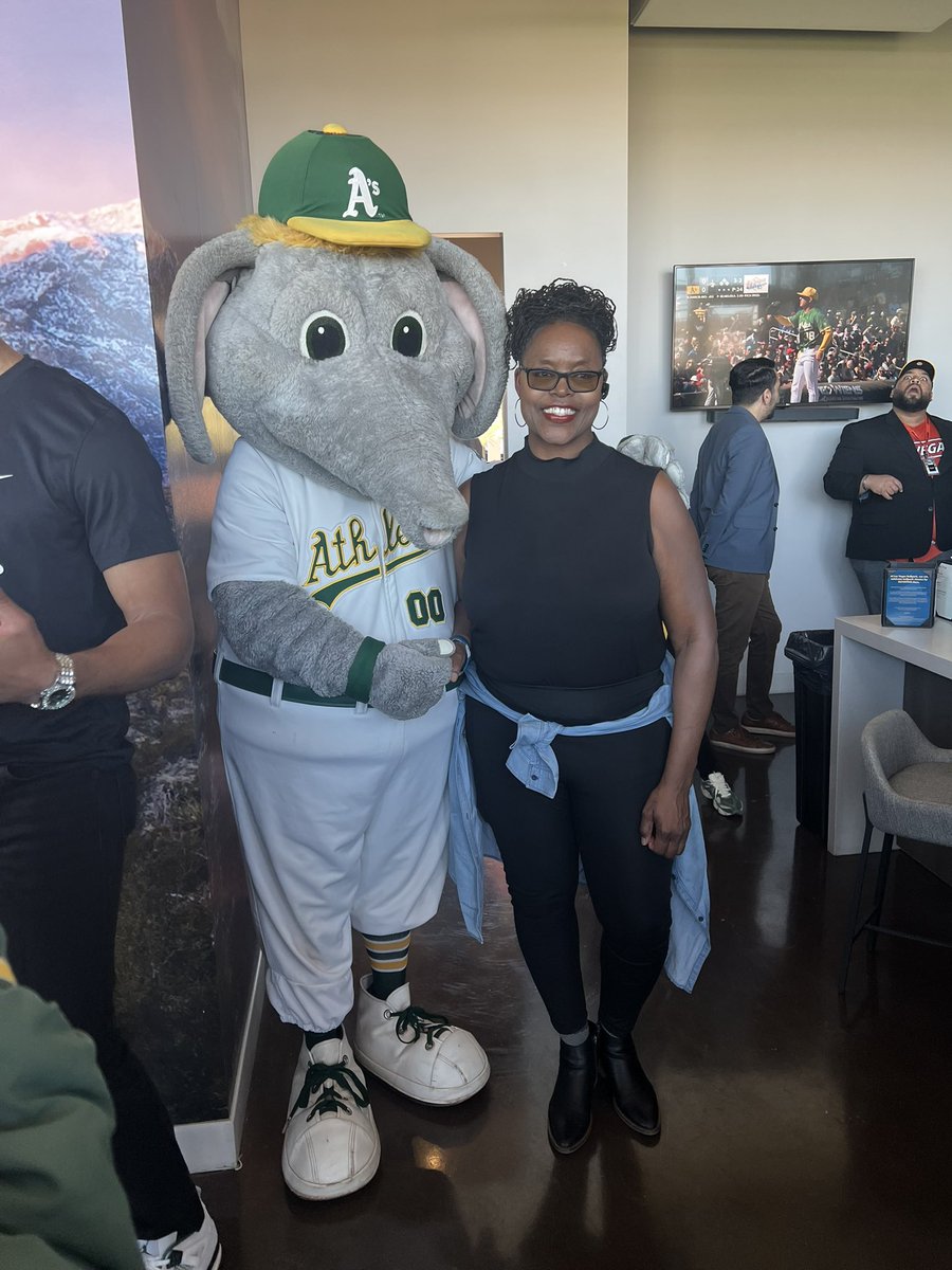 Take me out to the ball game! ⚾️🧢🏟️
<a href="/Athletics/">Athletics</a>
