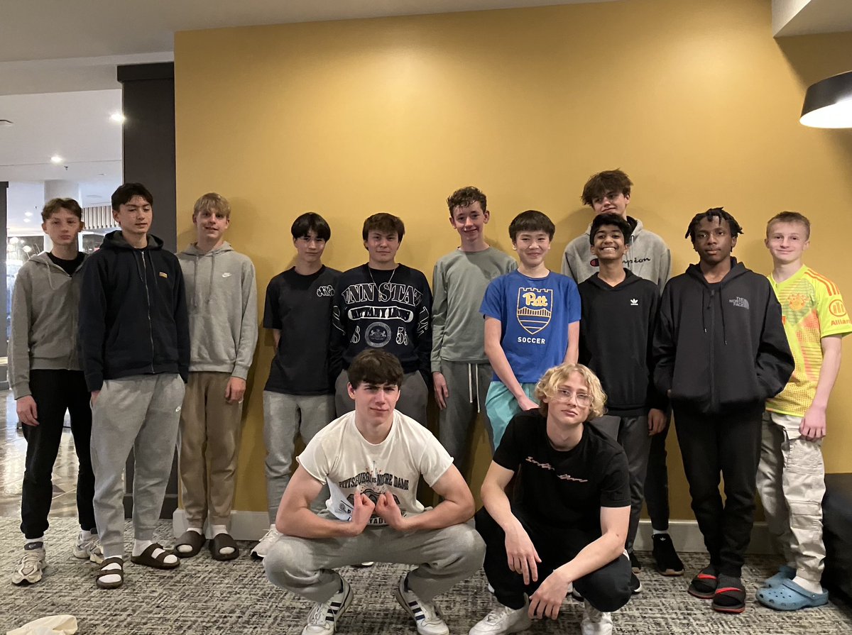 @bvbiapitt 2009B Yellow fought hard and came up with the win today defeating Northwest FC 1-0 at the GLA College Showcase.

The team also spent time having a team dinner for player and team bonding.