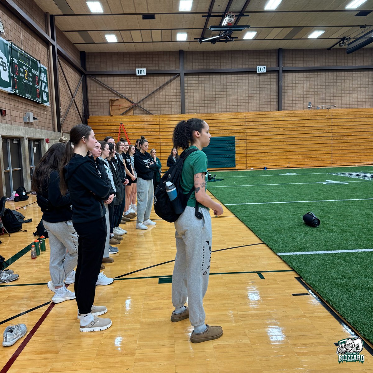 gbblizzard's tweet photo. We had an amazing opportunity to hear from the @gbphoenixwbb today at Training Camp! Coach Kayla and players Jaz and Cassie talked about the Green Bay way and culture. Thank you to all the players and coaches who came out, & good luck against RMU tomorrow!
#GoBlizz | #RiseWithUs https://t.co/KExmVIdu0t