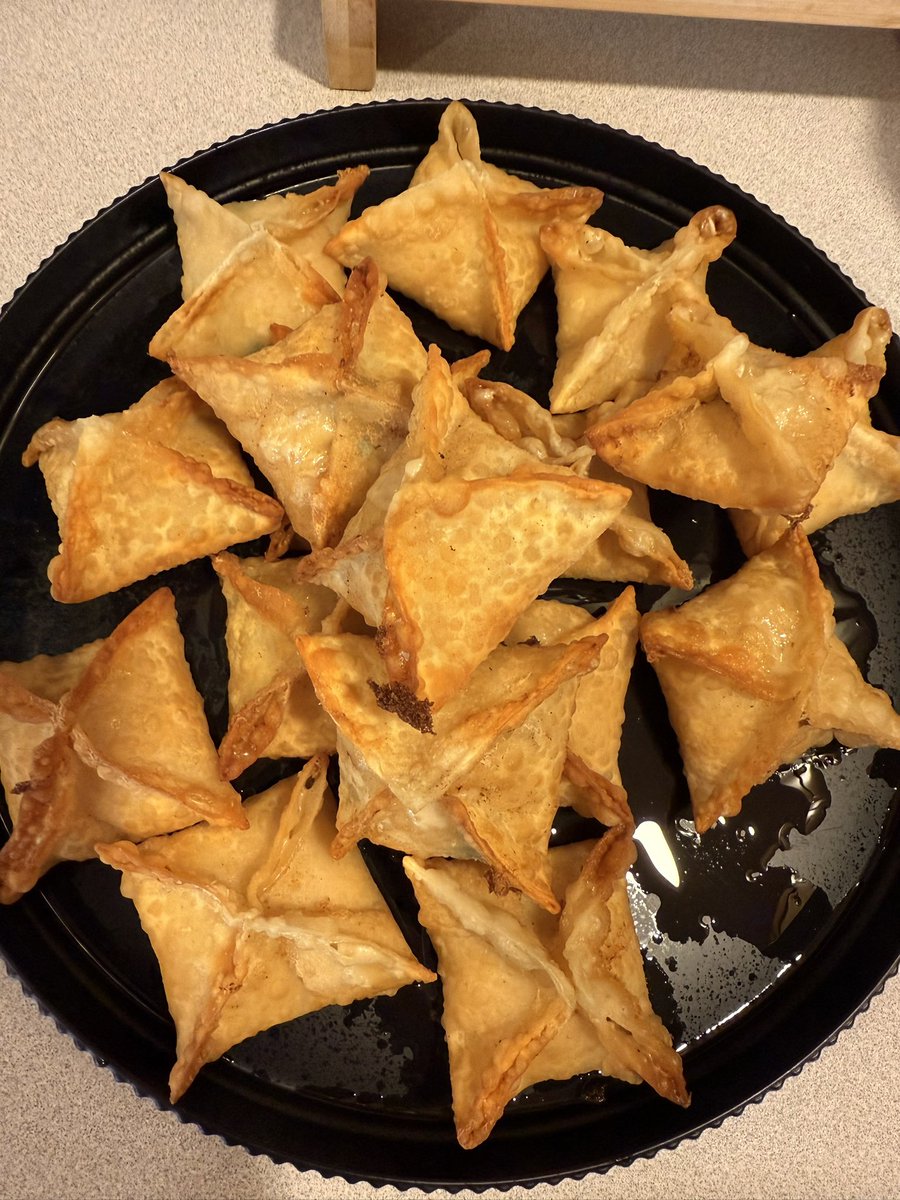 Roxi ☮️ tweet media