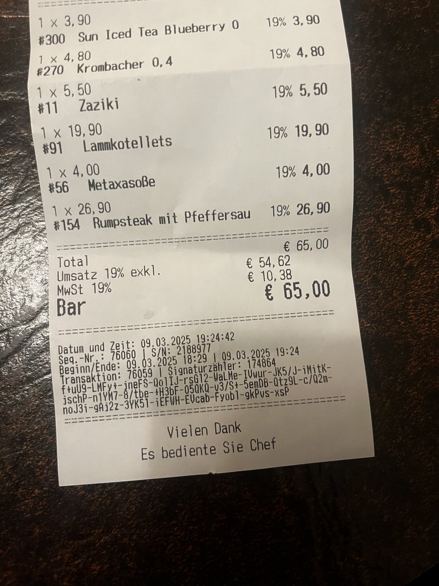 CASH_MasterMarc's tweet image. Welcher Loser übernimmt die Rechnung fürs Alpha paar ?