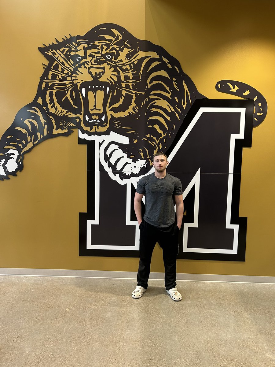 Coach Boutwell (@ryan_bout5590) on Twitter photo Great job by both these boys yesterday. Congrats to Thomas Barrett for qualifying to state with a 1325lbs total.
<a href="/MISDathletics/">MISD Athletics Dept.</a> <a href="/mansfield_fb/">Mansfield Football</a>
#LFTHVY Great job by both these boys yesterday. Congrats to Thomas Barrett for qualifying to state with a 1325lbs total.
<a href="/MISDathletics/">MISD Athletics Dept.</a> <a href="/mansfield_fb/">Mansfield Football</a>
#LFTHVY
