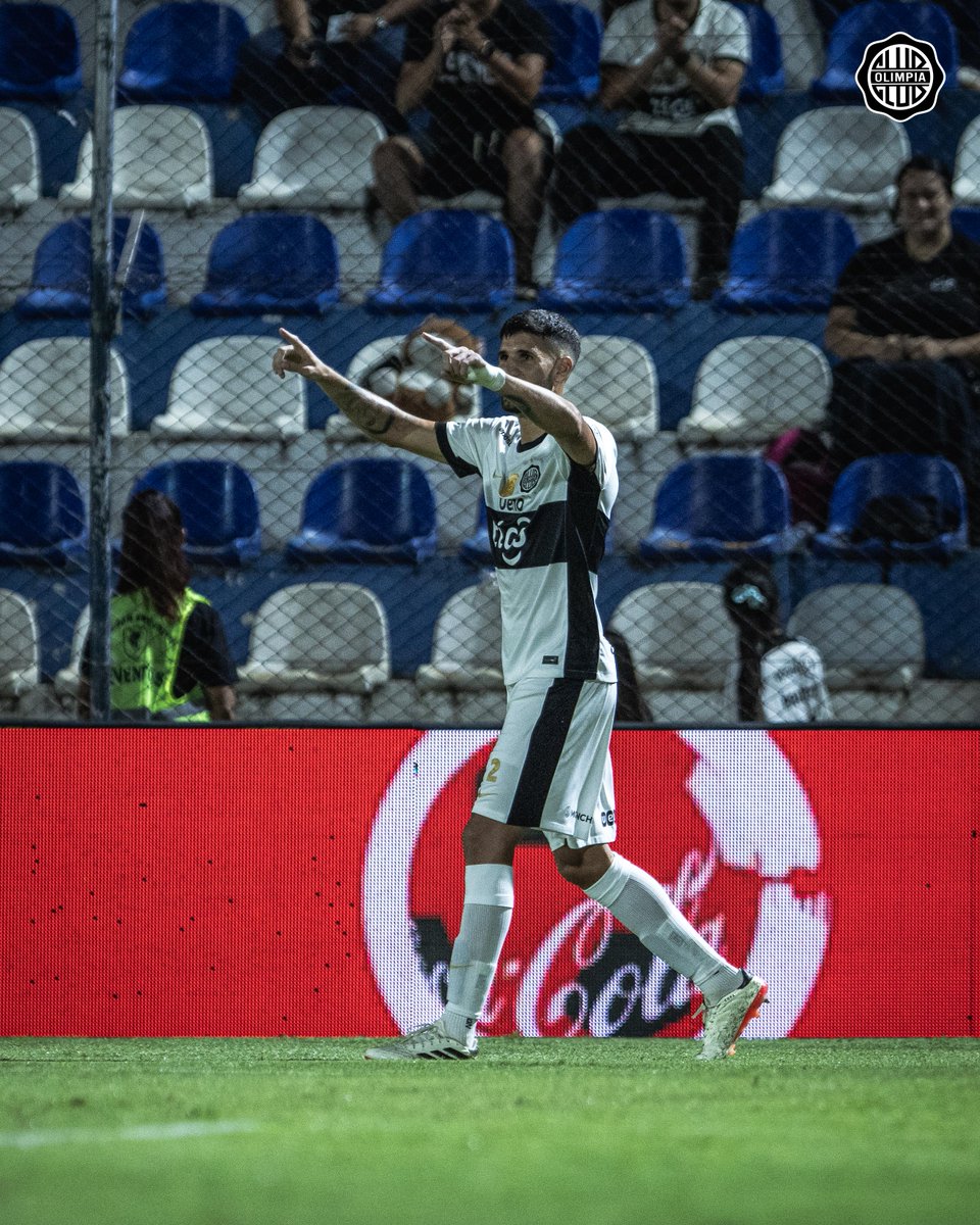 Club Olimpia tweet media