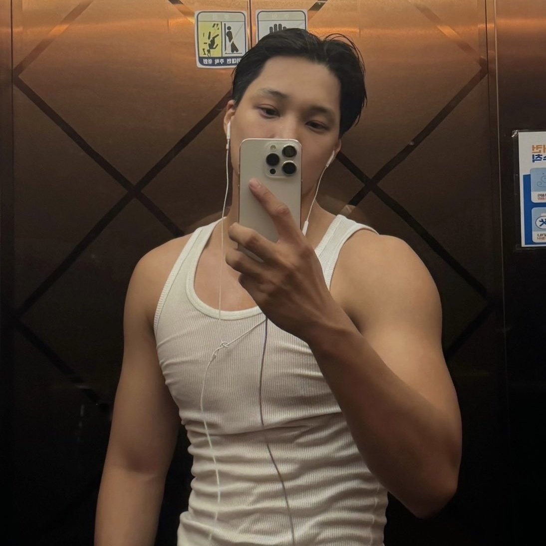 emoções reais com mulheres de plastico