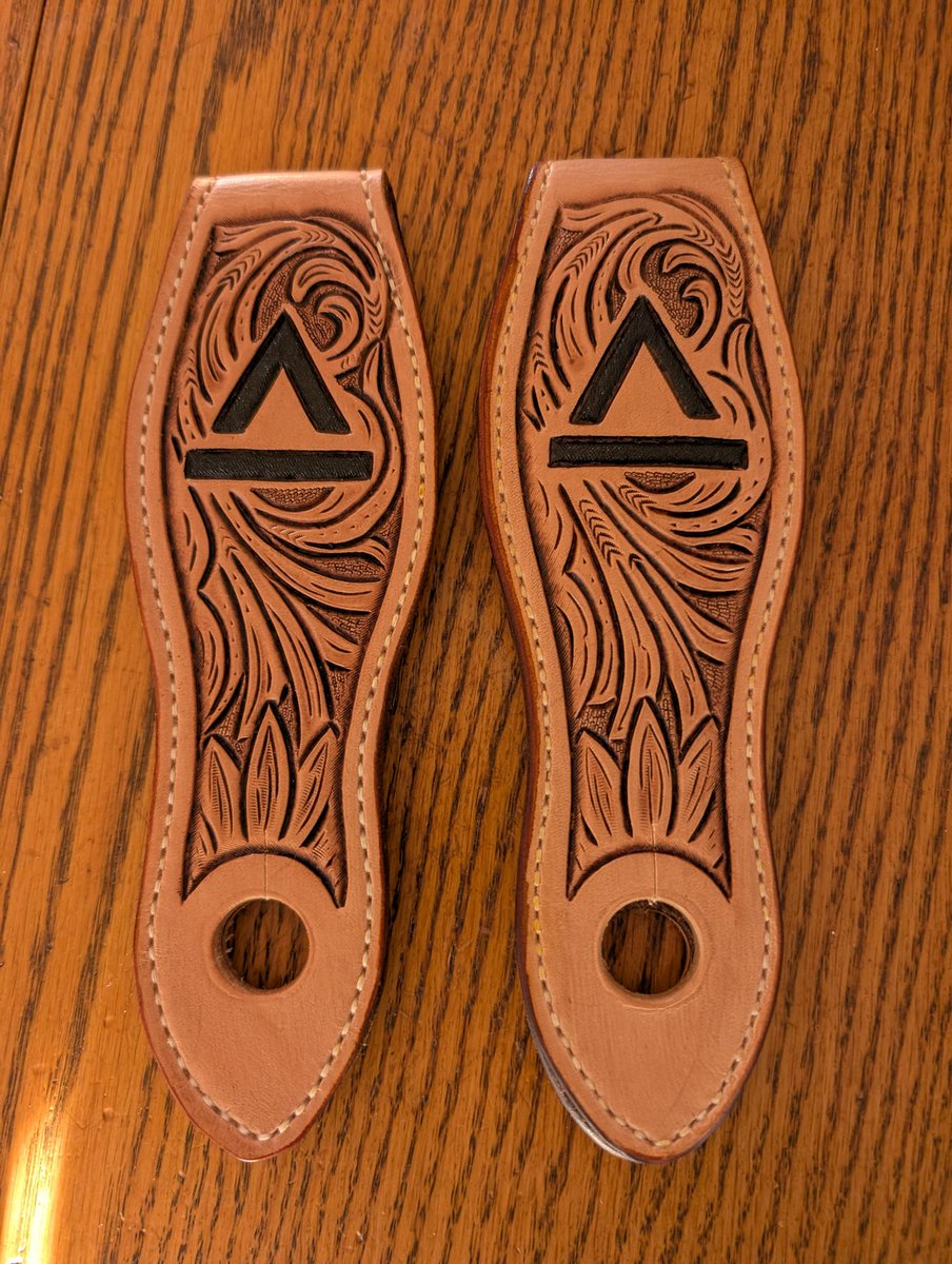 Some nice new slobber straps to go into spring with.