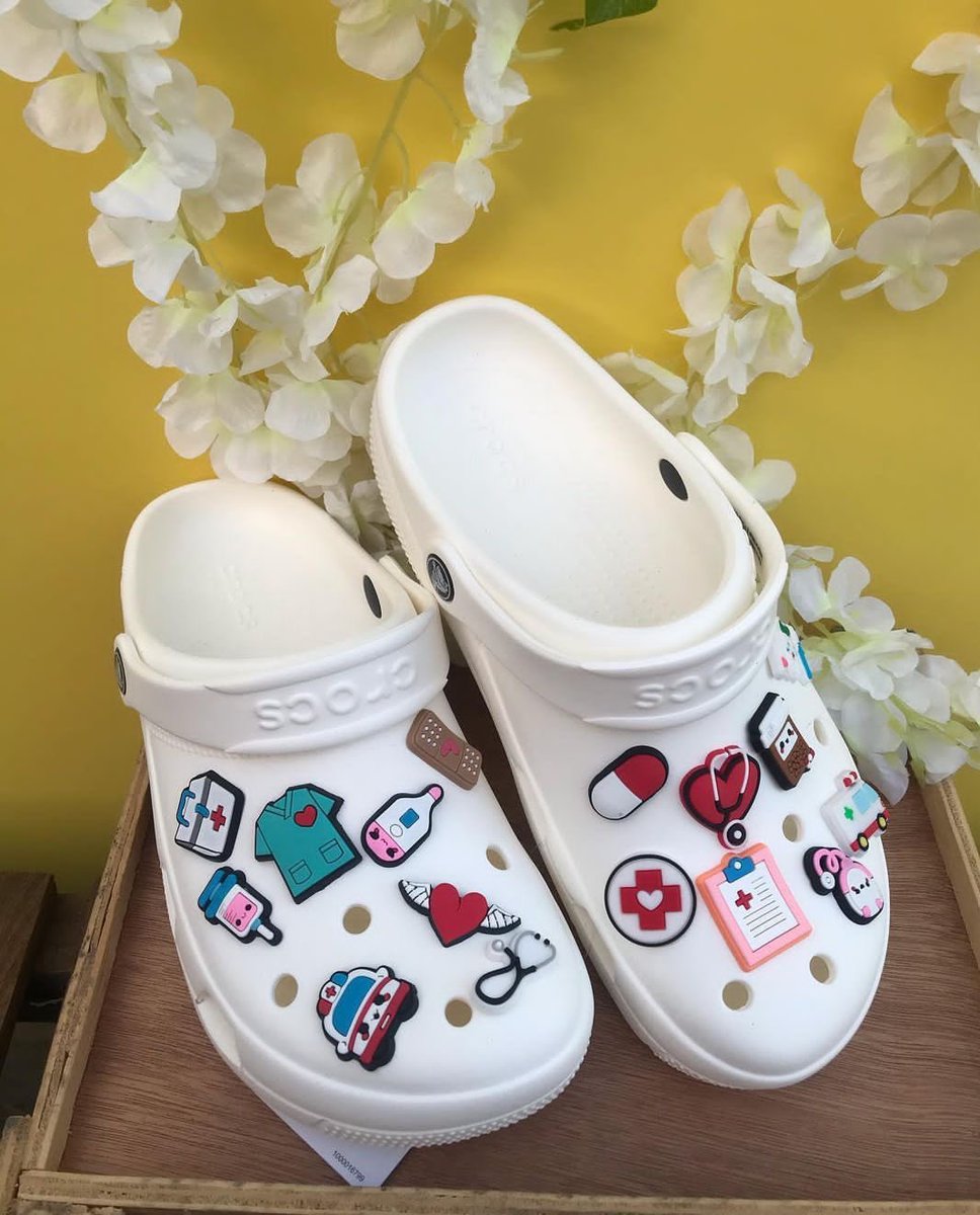 cleooheywrd's tweet photo. novas aquisições para cuidar dos meus mini pacientes da melhor forma possível! 🫀 https://t.co/e2yWEd8t7S