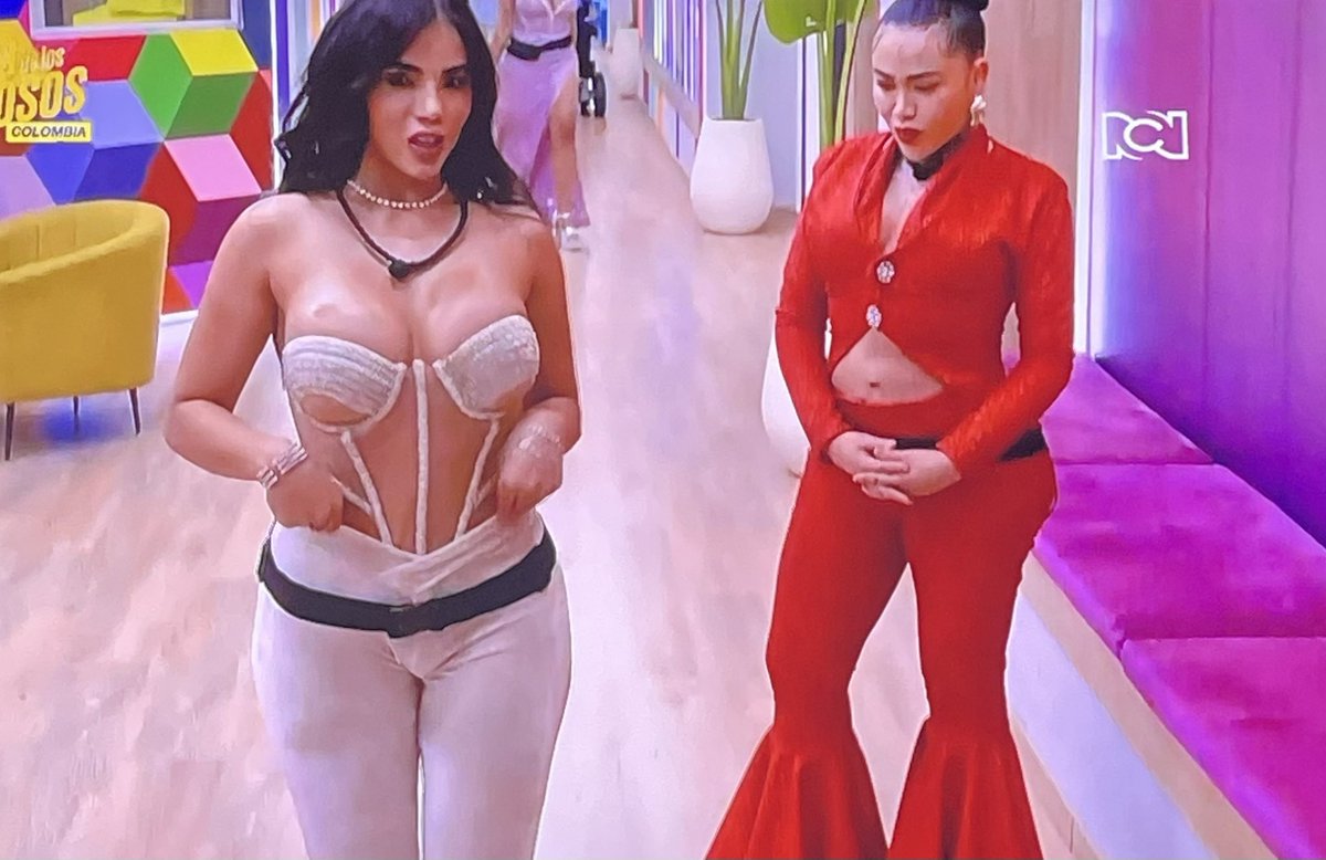 realityscol's tweet photo. Así se ve la envidia:
#LaCasaDeLosFamososCol
#LaCasaDeLosFamososCol2 https://t.co/RnqPAVP0ZE