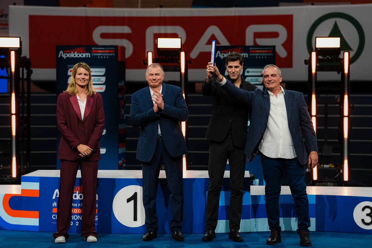 Y el próximo Europeo indoor será…

🍊 𝐕𝐀𝐋𝐄𝐍𝐂𝐈𝐀 𝟐𝟎𝟐𝟕 🇪🇸