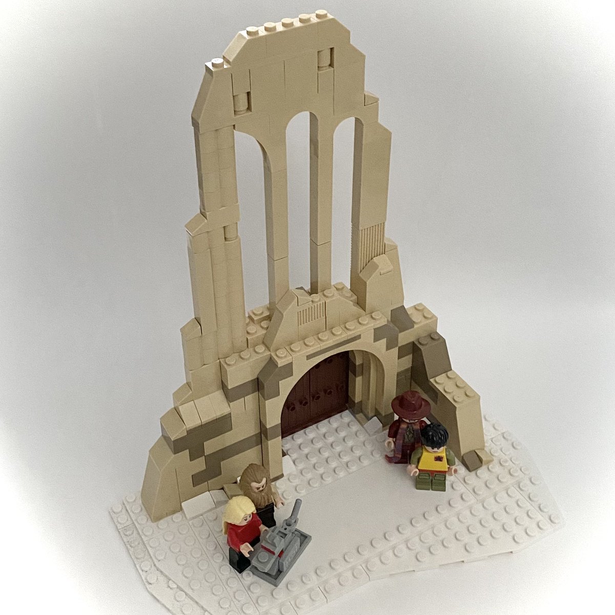 And the companions left two by two.

Romana II and K-9 Mark II take their leave with Biroc at Warriors’ Gate, while #4thDoctor and Adric head for N-Space on #DoctorWho 

#Lego #legodoctorwho