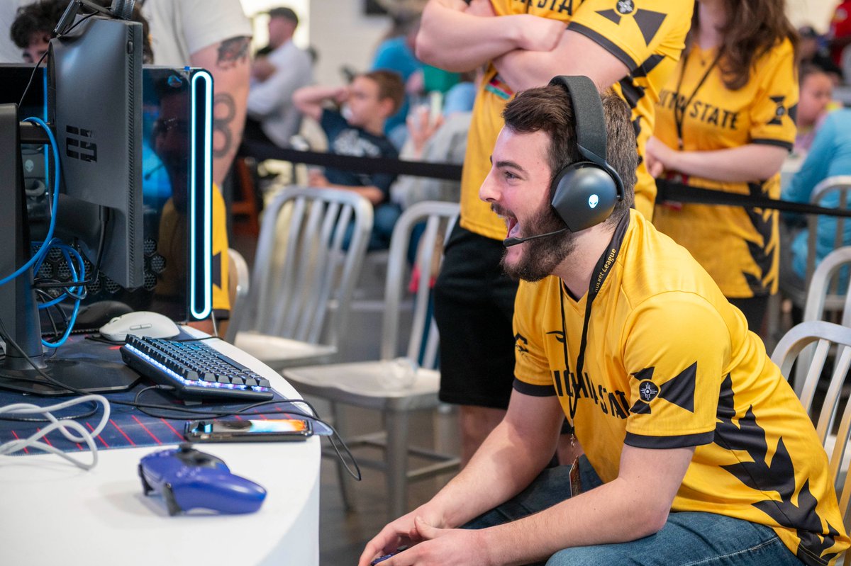 Adam Antor tweet media