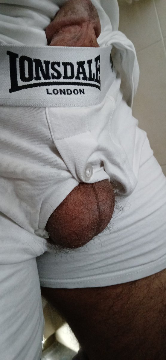 ZaksBalls's tweet photo. Look at these heavy hairy balls 😍😈they might be attached to @arabballbusting, but these balls are mine to do with as I please 😈 https://t.co/04cvP7lxxb