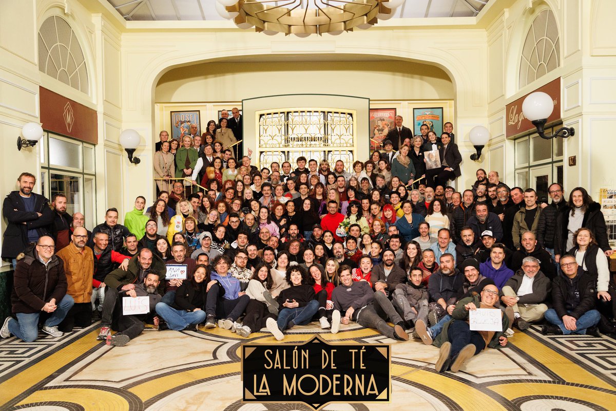 Ahora sí, nos despedimos. Gracias a todos los que hicieron posible #LaModerna, y a todos vosotros, que fuisteis esenciales en su éxito. ¡Viva ‘La Moderna’!