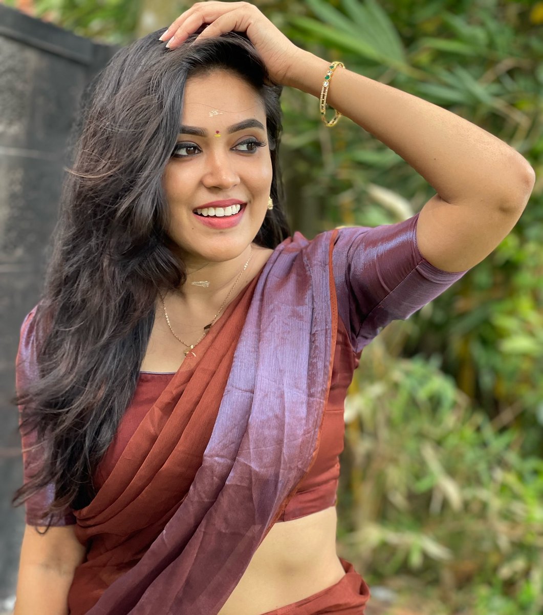 Billiee_Butcher's tweet photo. 𝐌𝐢𝐭𝐡𝐮 𝐕𝐢𝐠𝐢𝐥 💥💥💥
#mithuvigil #bingeme #onlyfans #exclusive #actressdelight #actresshub #mallu #malluactress #malluinfluencer #influencer https://t.co/k5ozLixA3U