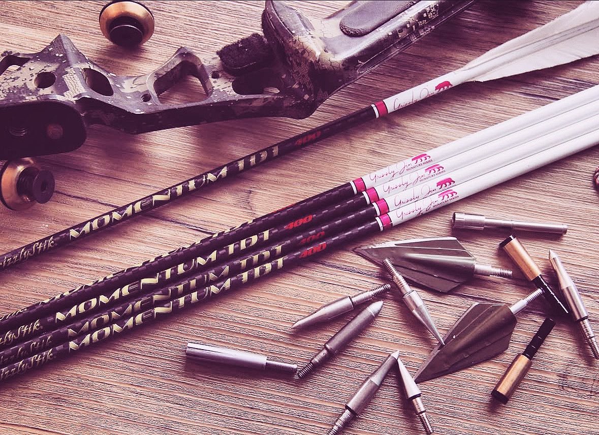 I know, I know—a precision-machined lump of aluminum isn’t exactly ‘trad’… but the Striker RK1 has a soul, I swear! Does that make me a heretic? Will the Trad Illuminati revoke my membership? Probably. But traditional archery is a state of mind. #TraditionalArchery