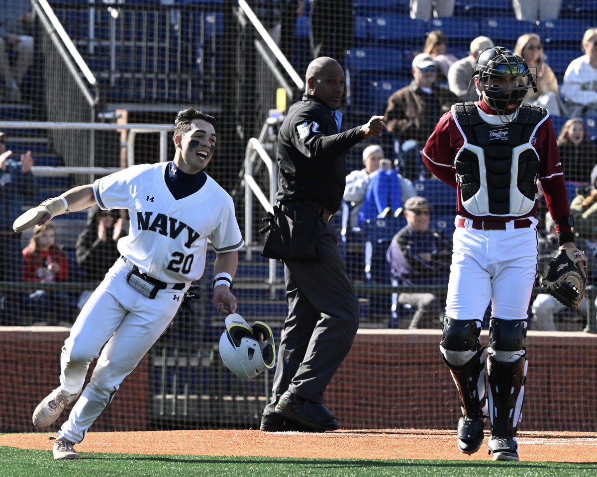 NavyBaseball's tweet image. Walk-Offs on Repeat 🔁

#GoNavy | @NCAABaseball
