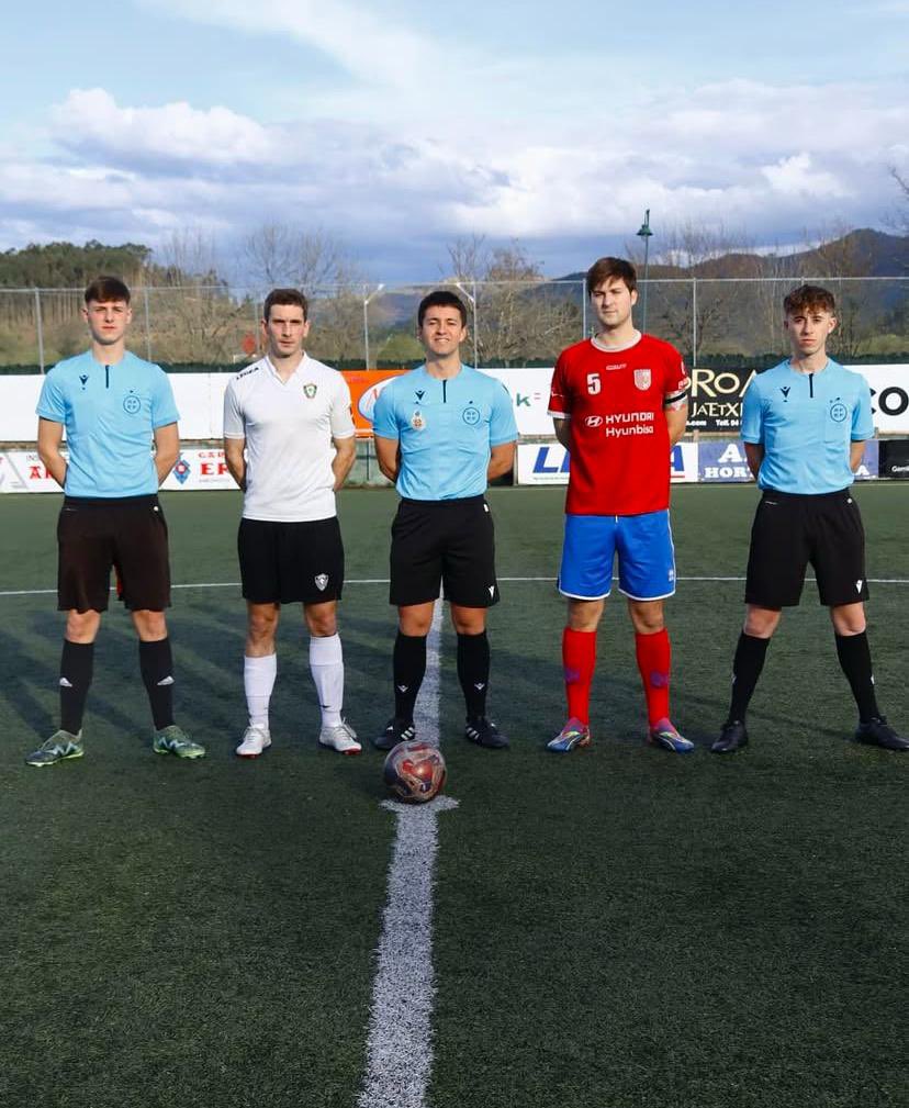 GernikaClub's tweet photo. ❌𝐆𝐄𝐑𝐍𝐈𝐊𝐀 𝐁

Gernika B-k 1-3 galdu du Loiola Indautxun aurka. Hurrengoa bile!

#ForzaGerni https://t.co/ZECpmPGrgX