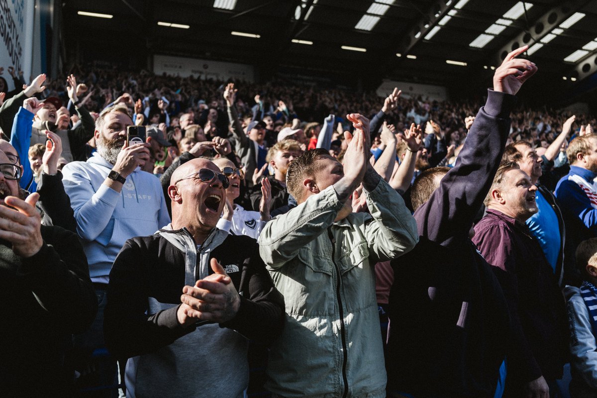 Pompey's tweet photo. ➖ Early kick-off.
➖ Live on TV.
➖ Against the league leaders.
➖ In the sunshine.
➖ At Fratton Park.
➖ Unrivalled atmosphere.

All put together for a memorable day in PO4. 💙🏟️

#Pompey https://t.co/nqYuVWcsnI
