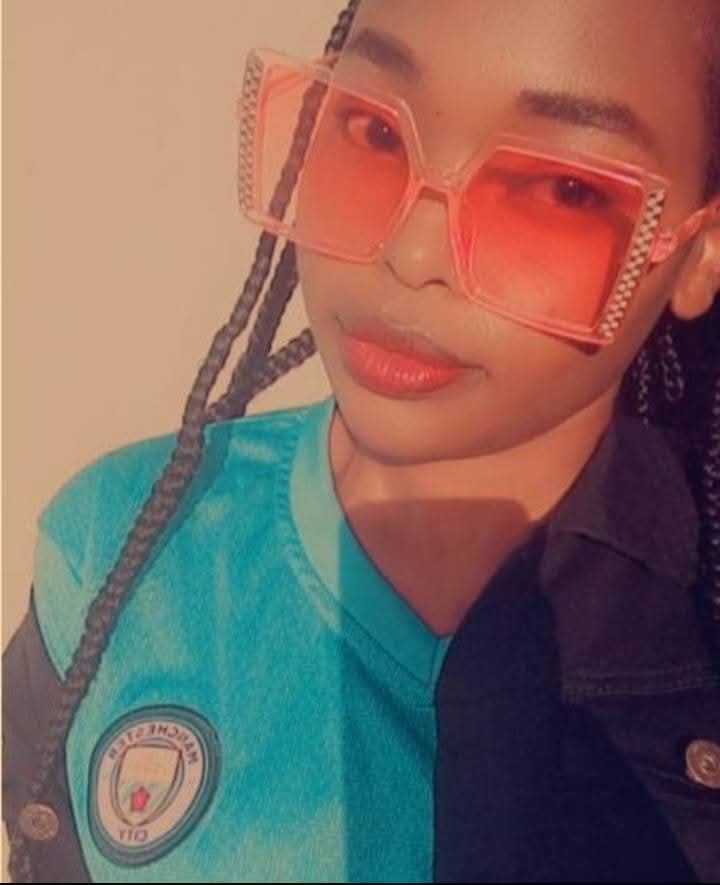 From my gallery to your screens 💟