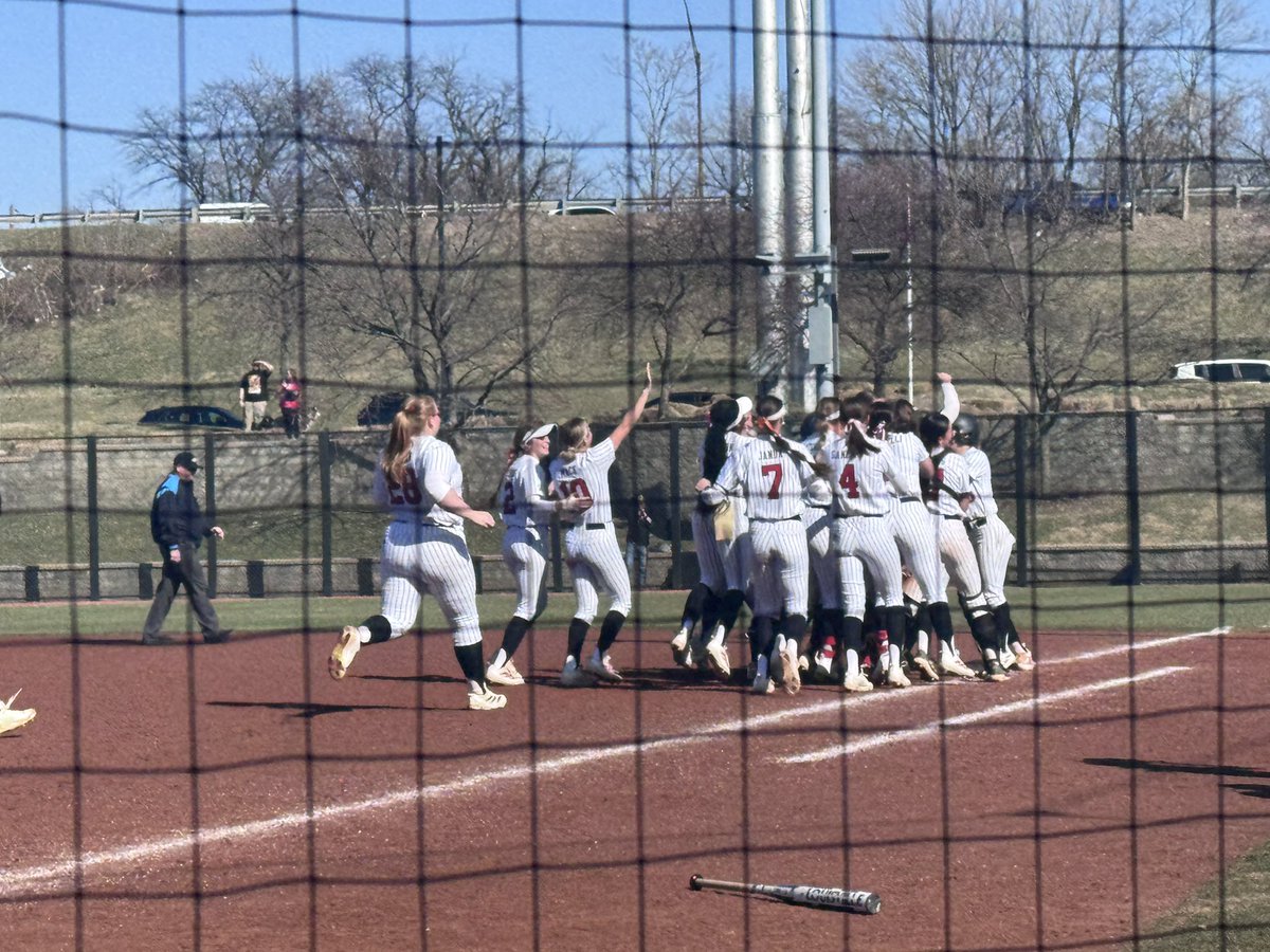 MorrisonsClass's tweet image. Great GAME. 14 INNINGS!!!