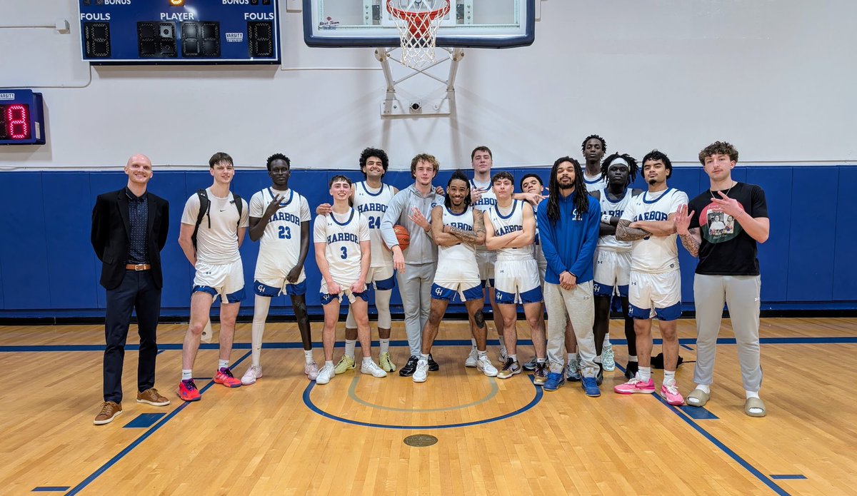 CoachCleveringa's tweet image. Our year 2 at the Harbor is a wrap! Very thankful for this group and what we accomplished. 2 returners, 4 transfers, 7 incoming freshmen we:
-Had 2nd best szn in 17 years for GHC MBB
-Top 10 NWAC DEF
-13 wins, worked hard daily, and became a family