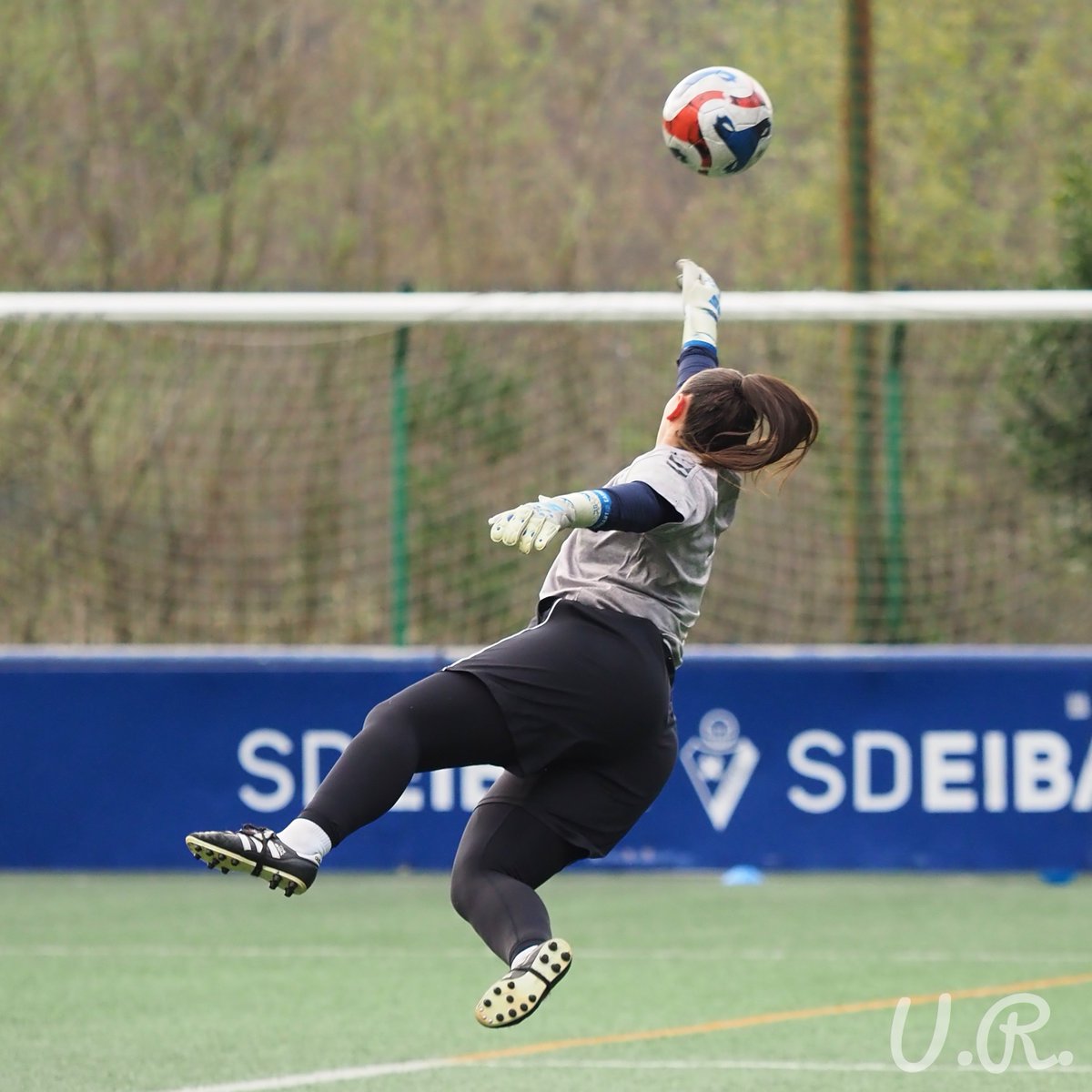 Gabon!!!!!!
💪💪💙❤️💙❤️💪💪
