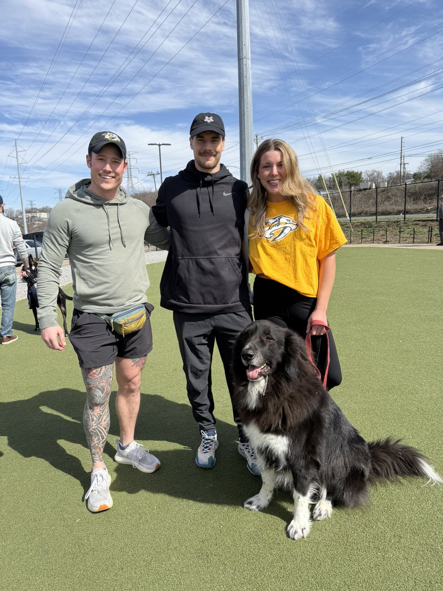 Beautiful day for a Preds Pet Club Meet-Up ☀️🐶 thanks to everyone who joined us and Juuse!
