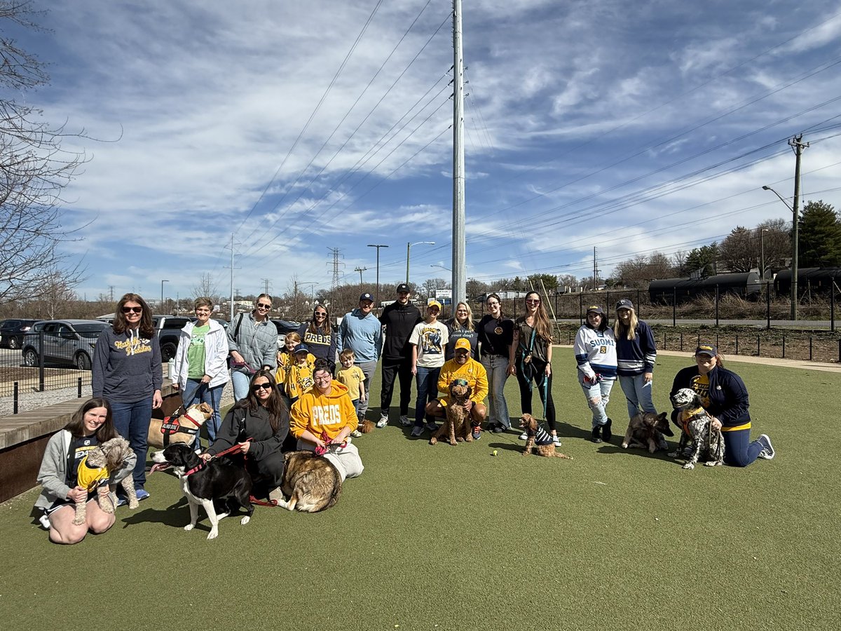 PredsFoundation's tweet photo. Beautiful day for a Preds Pet Club Meet-Up ☀️🐶 thanks to everyone who joined us and Juuse! https://t.co/Tot58QKzmj