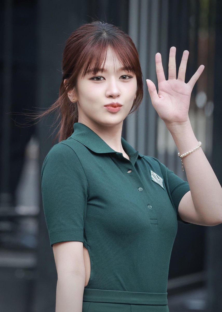 wlyeondldo's tweet photo. 라인 죽이네 https://t.co/NsHfm5mJyp