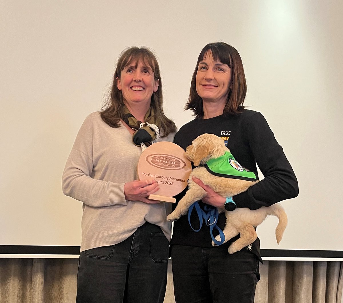 Irene Hartigan from UCC's My Canine Companion PAWS Program being presented with the Pauline Carbery Memorial Award, for Best Poster, by ISHA President, Dr Judy Dwyer <a href="/UCCstudnthealth/">UCC Student Health</a> <a href="/mycaninecompani/">My Canine Companion</a> #ISHA2025