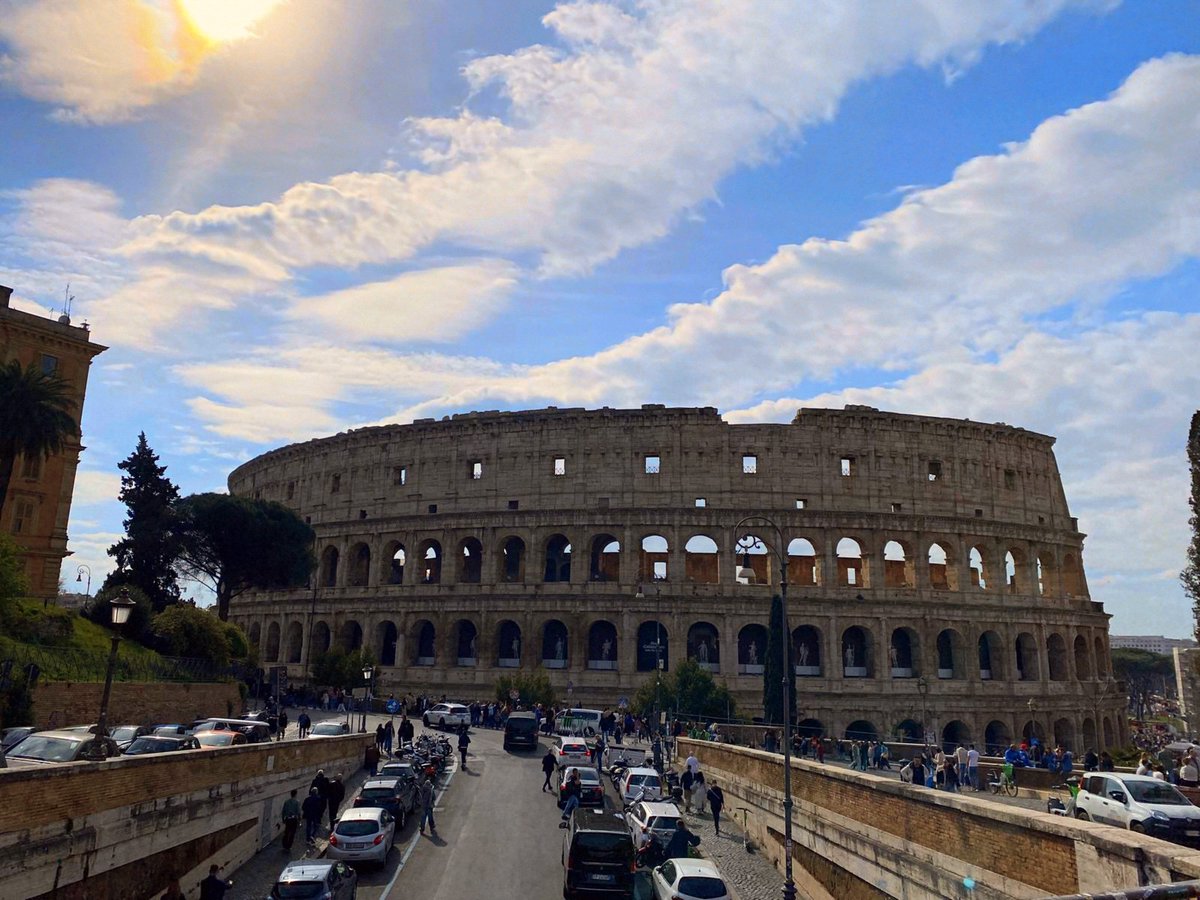 Harti239's tweet image. Sehr wahrscheinlich ist der Sonntag nicht der beste Tag für das Colosseum, aber zum Glück ist noch keine Hochsaison....