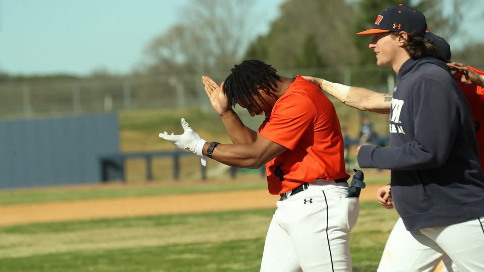 UTMBase's tweet photo. Check out some of the best celebration pics from UT Martin baseball's big 10-6 victory over Samford, courtesy of a walk-off grand slam from Arderrius Townsend 💣

#MartinMade https://t.co/6svagrPP0L