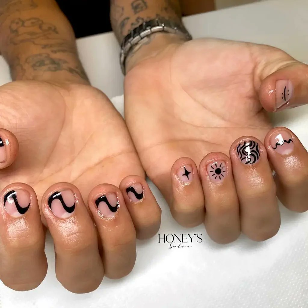 TTFitNailLife's tweet photo. Blending rugged strength with delicate nail art—a new frontier in men's style! Each polished nail is a brushstroke in redefining masculinity. 🎨💪 #NailArtRevolution #RuggedElegance https://t.co/oHstDtu23u