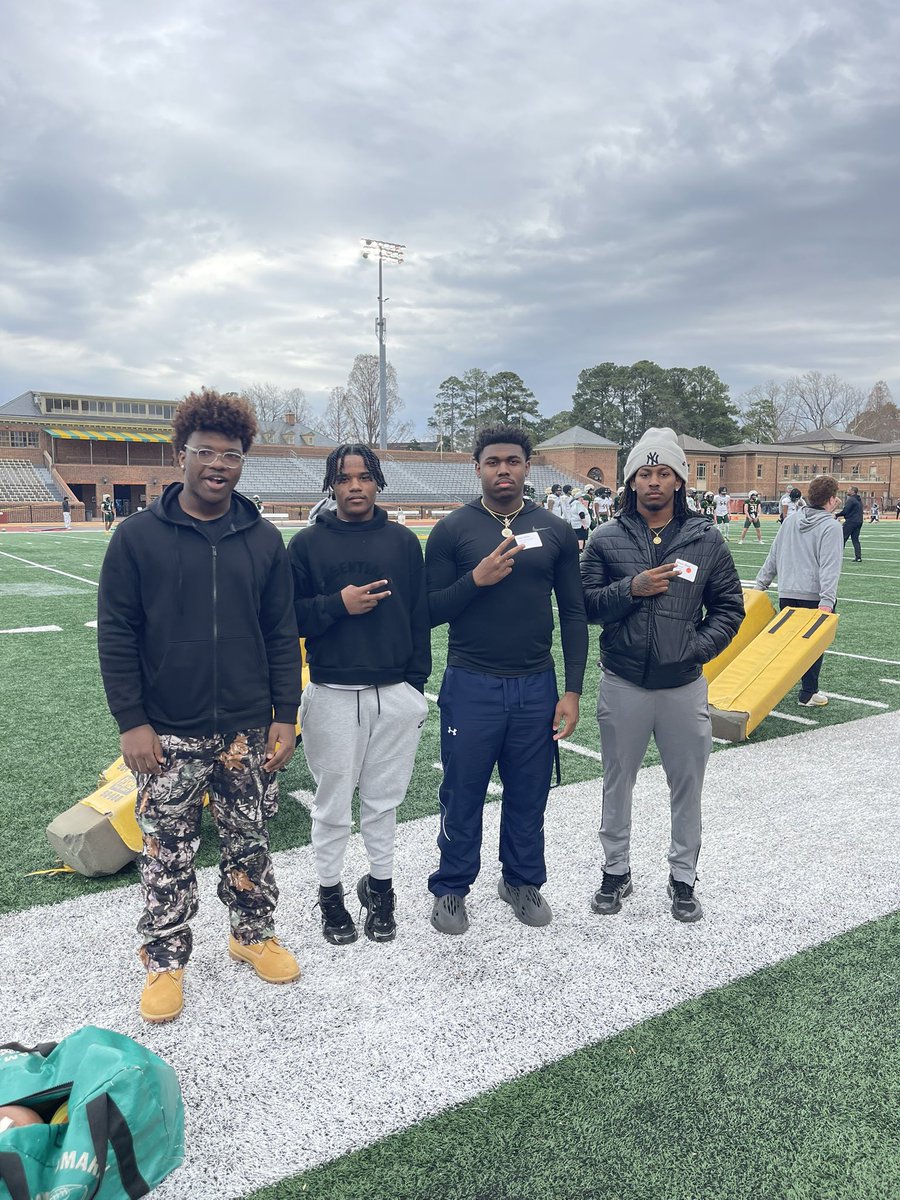 EthanDukes9's tweet image. Had a great time at @WMTribeFootball  for the Spring Game. Looking forward to being back on campus.  @CoachMikeLondon @CoachDowl @BoRevell @supe_jones @elite360recruit @Coach_Favero