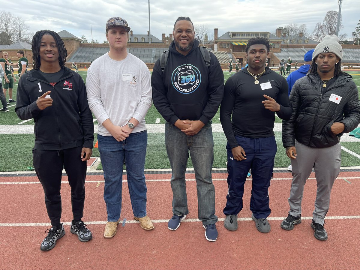 EthanDukes9's tweet image. Had a great time at @WMTribeFootball  for the Spring Game. Looking forward to being back on campus.  @CoachMikeLondon @CoachDowl @BoRevell @supe_jones @elite360recruit @Coach_Favero