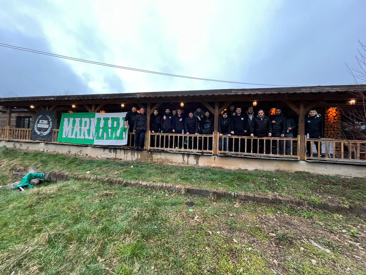 Menfaat peşinde değil, arma peşinde :)