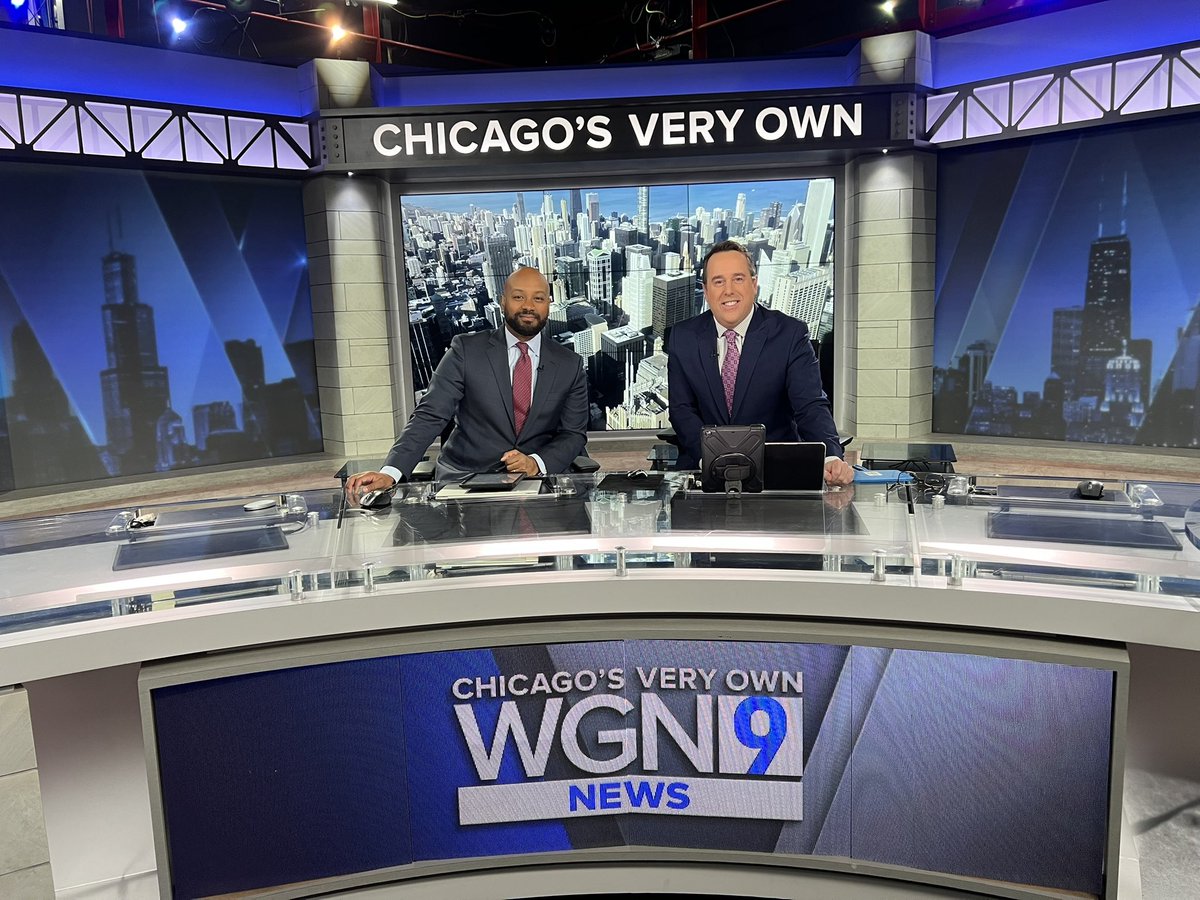 tahmanbradley's tweet photo. Bradley x 2 on Bradley Place
@BenBradleyTV 

WGN News https://t.co/VEbIpXpjDP
