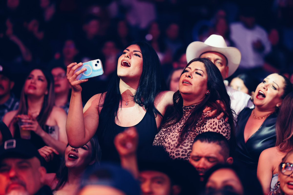 Qué perrón el show de ayer🔥¡Gracias Oklahoma,  por tanto cariño!❤️‍🔥¡Esperamos vernos de nuevo pronto! 🎉
#TourEdiciónLimitada #BandaMS