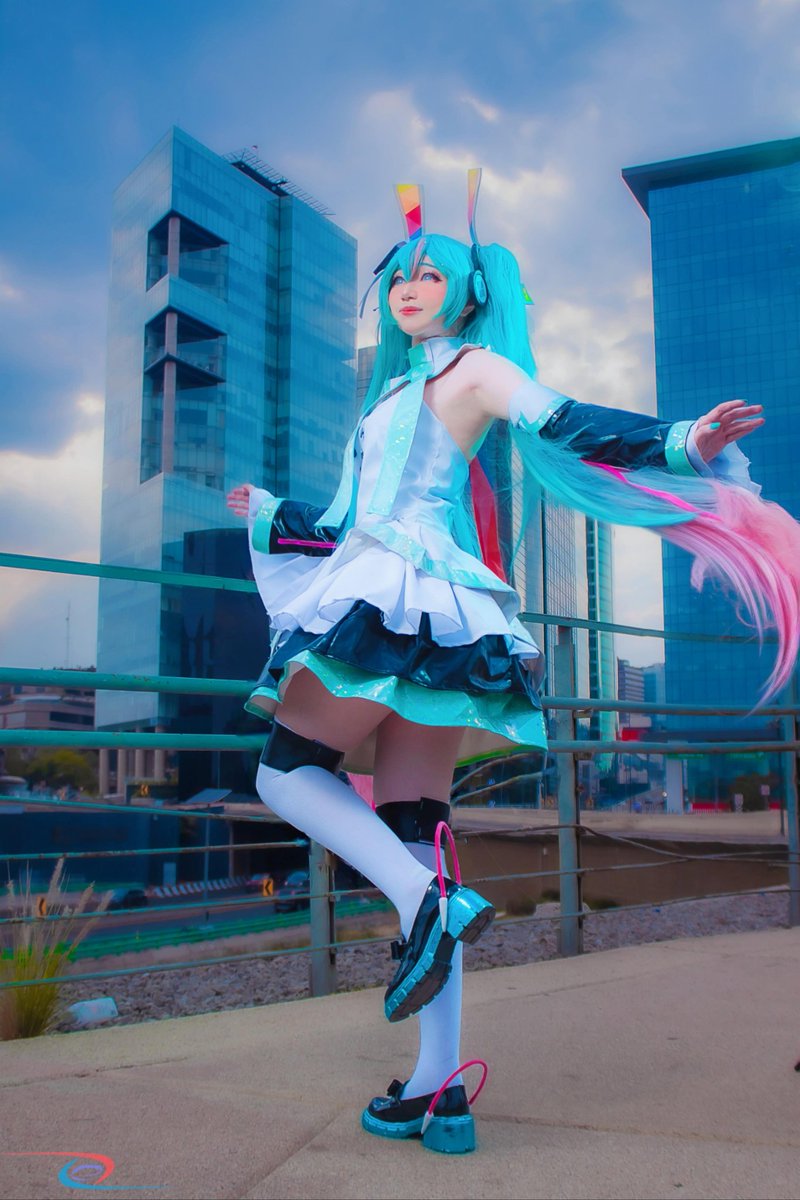 KatyHatsune's tweet image. #MikuDay 💙