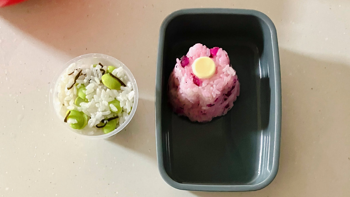 Sakichan1230's tweet photo. プッチンプリンの容器でお花ご飯🌸🍮 https://t.co/almD0yZp8b