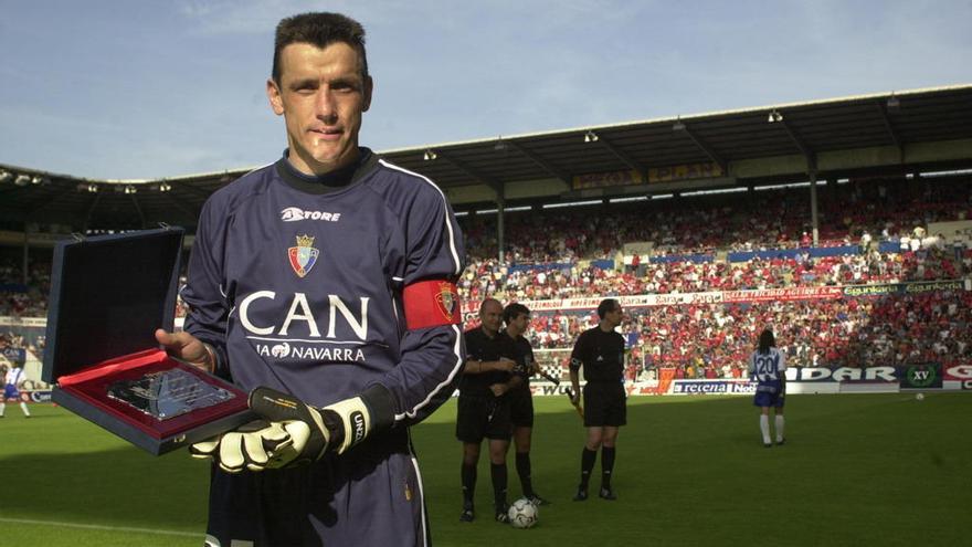 Qué pena y qué injusticia más grande la situación de Juan Carlos Unzué.

Luchador. De los pies a la cabeza. No hay otra palabra que pueda definirle mejor. ❤️