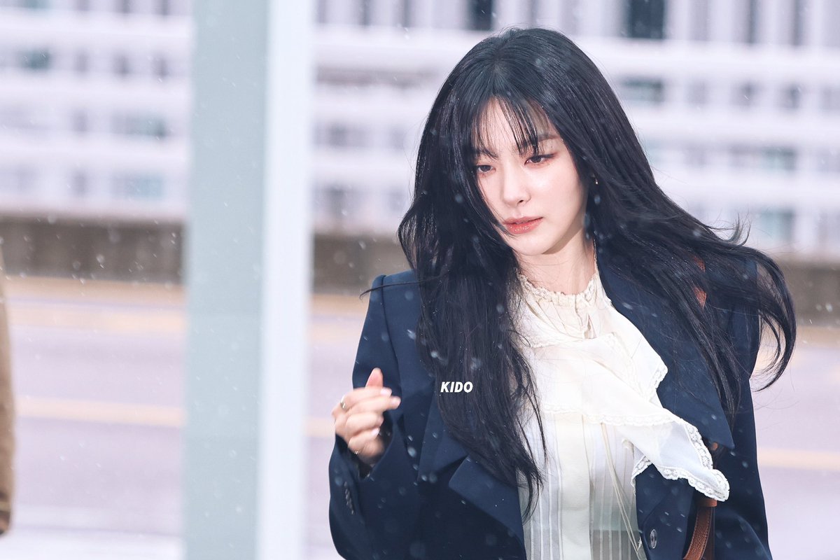 DAY_One210's tweet image. 진짜 근데 이런 마스크 흔치않습니다 무쌍의 기적