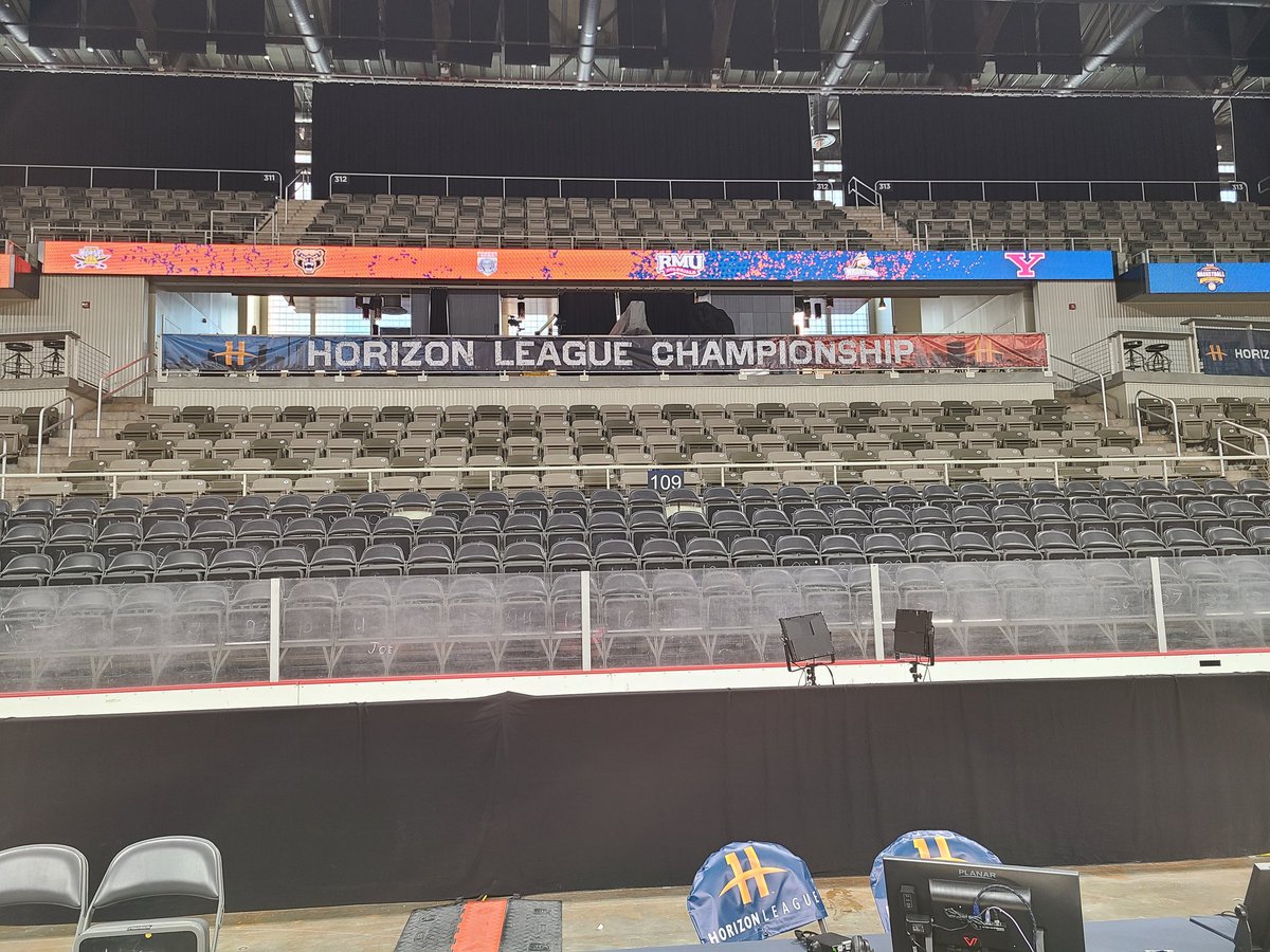 Dave Weikel (@daveweikel) on Twitter photo Practice day is over. Women's and Men's Semis tomorrow! <a href="/MyFranciscan/">Franciscan Health</a> Sports Medicine proud partner with <a href="/HorizonLeague/">Horizon League</a> to provide medical support for the tournament! Practice day is over. Women's and Men's Semis tomorrow! <a href="/MyFranciscan/">Franciscan Health</a> Sports Medicine proud partner with <a href="/HorizonLeague/">Horizon League</a> to provide medical support for the tournament!