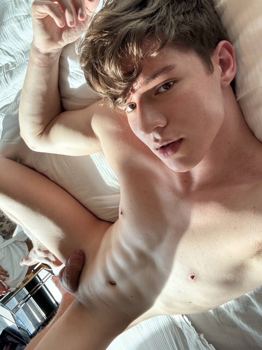 GAY TWINK PORN 🔞 (@GAYTWINKPORN18)  Posts  X