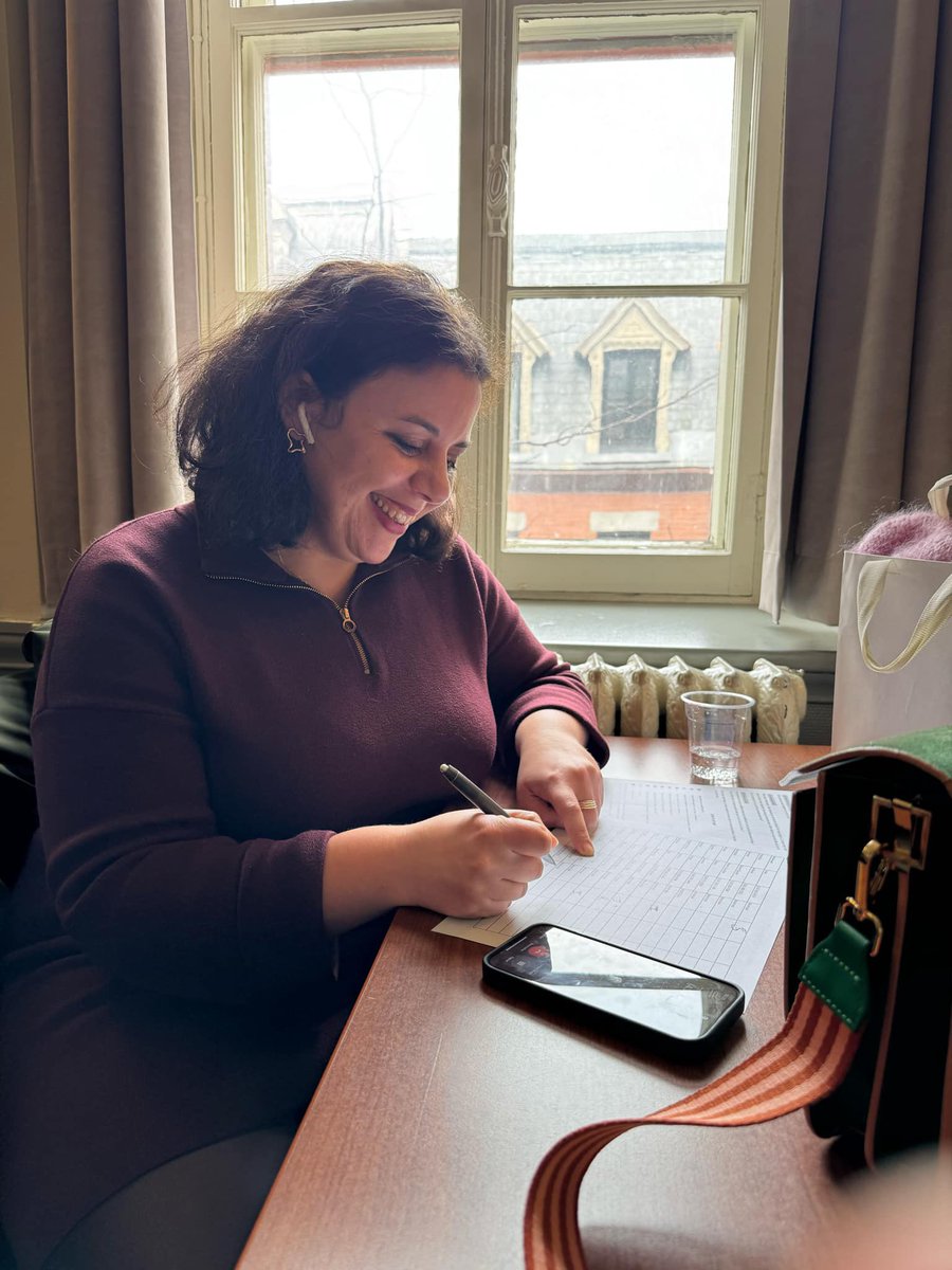 Alia Hassan-Cournol (@alia_hassancour) on Twitter photo Beau dimanche à vous rejoindre, membres de <a href="/projetmontreal/">Projet Montréal</a> pour vous parler de Luc Rabouin !
Il ne reste quelques jours pour faire vos choix à la chefferie de notre parti. Une course exemplaire, s démocratique, avec des collègues-candidat.e.s de très grande qualité.
Je suis Beau dimanche à vous rejoindre, membres de <a href="/projetmontreal/">Projet Montréal</a> pour vous parler de Luc Rabouin !
Il ne reste quelques jours pour faire vos choix à la chefferie de notre parti. Une course exemplaire, s démocratique, avec des collègues-candidat.e.s de très grande qualité.
Je suis