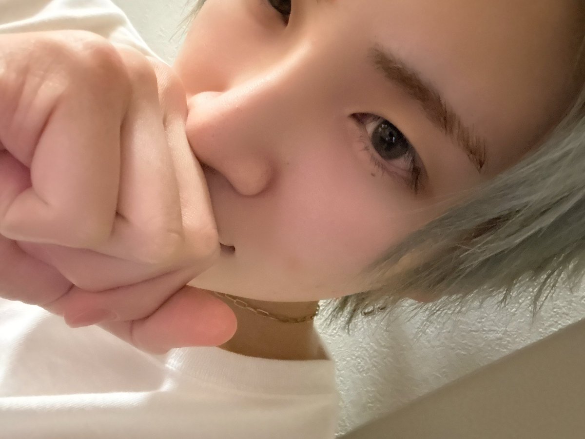 아 일찍자서 손해봣어 ㅜㅜㅜㅜ