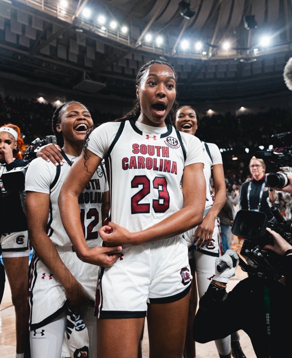 Maddison Booker's Tour Dates vs SC:

3-19
7-22
4-13

Only three opportunities to see the SEC Player of The Year you do not wanna miss her! 🔒🔒🔒