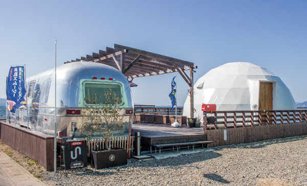 nyan_naradewa's tweet image. ／
 #ならでわ！3月号
 #ならでわ日和
＼
📍 #cafeuniversal
🥪味玉ツナマヨネーズ680円
🥤麹の腸活ポタージュ350円/自家製フルーツ酵素シロップの美肌スムージー600円
波のきらめにき心癒され、ラグジュアリーなセミアウトドアカフェ♪
見ました特典➡️ naradewa.com/plan/biyori318…
 #大村 #大村グルメ