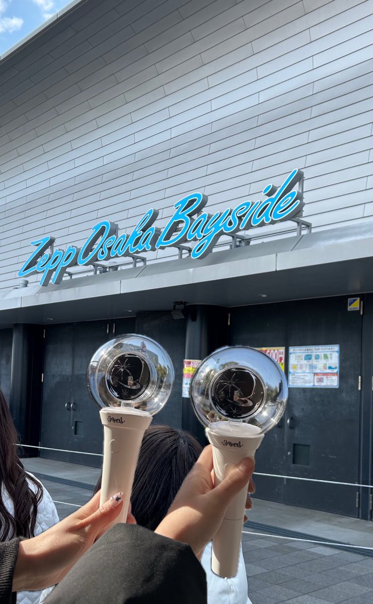 だいすきなだいすきなヨチンのライブ行ってきたよ💜💙🤍