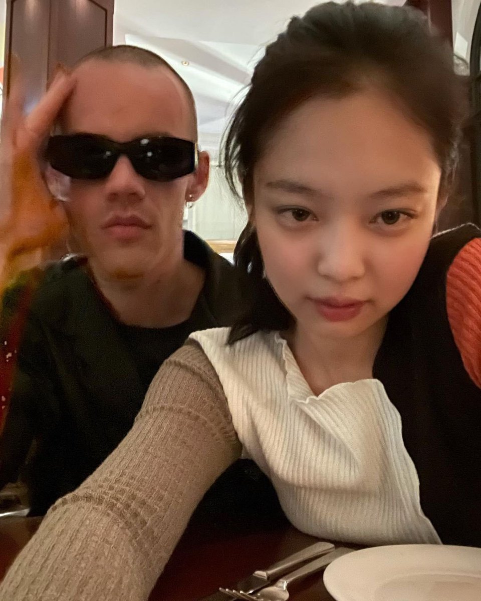 stellariumx's tweet image. Let's call the ⁦#𝚙ōpp𝕪權·𝚜a𝕚𝐥o͞𝐫s to come and safe us, y de esta forma asistir a su ⁦#𝚜a𝕚𝐥o͞𝐫s瑞穂છ𝑑e̤𝕓ut tras una riquísima cena acompañada de mi friend, ¡no dejaremos de saltar y gritar sus nombres, chicas! 💜

#ℎ𝑎𝑛𝑛𝑎🫐 𖹭.ᐟ