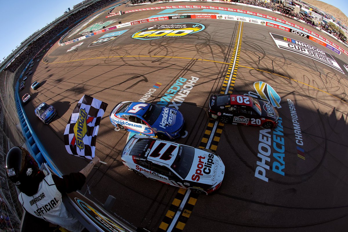 CBellRacing's tweet image. We’re not gonna win them all….but we’re damn sure gonna try! Love this team! Resers Dub!
#teamtoyota